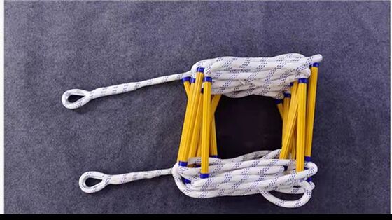 Ratowna drabina może być używana na zewnątrz, odporna na wilgoć i korozję