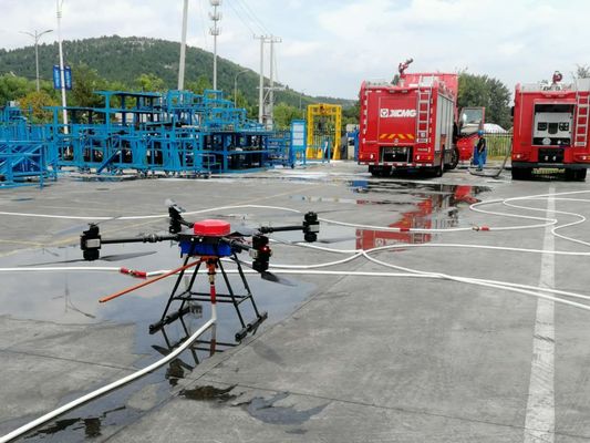 Dron straży pożarnej o maksymalnej wysokości lotu 1200 m, sprzęt gaśniczy